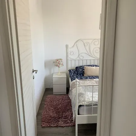 Apartment Marci 2 With Parking Place
